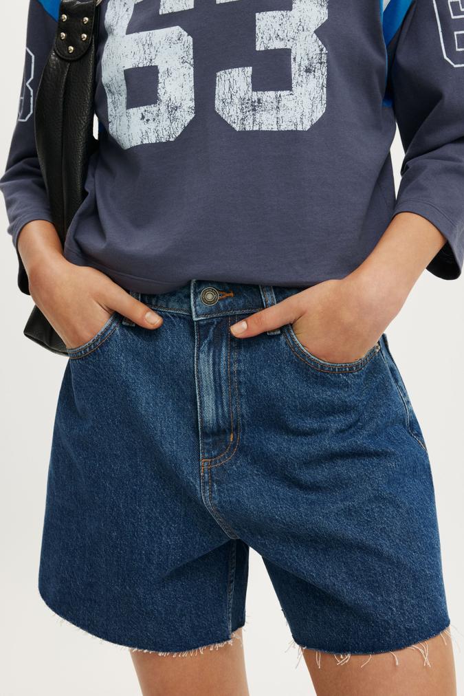  image number 1